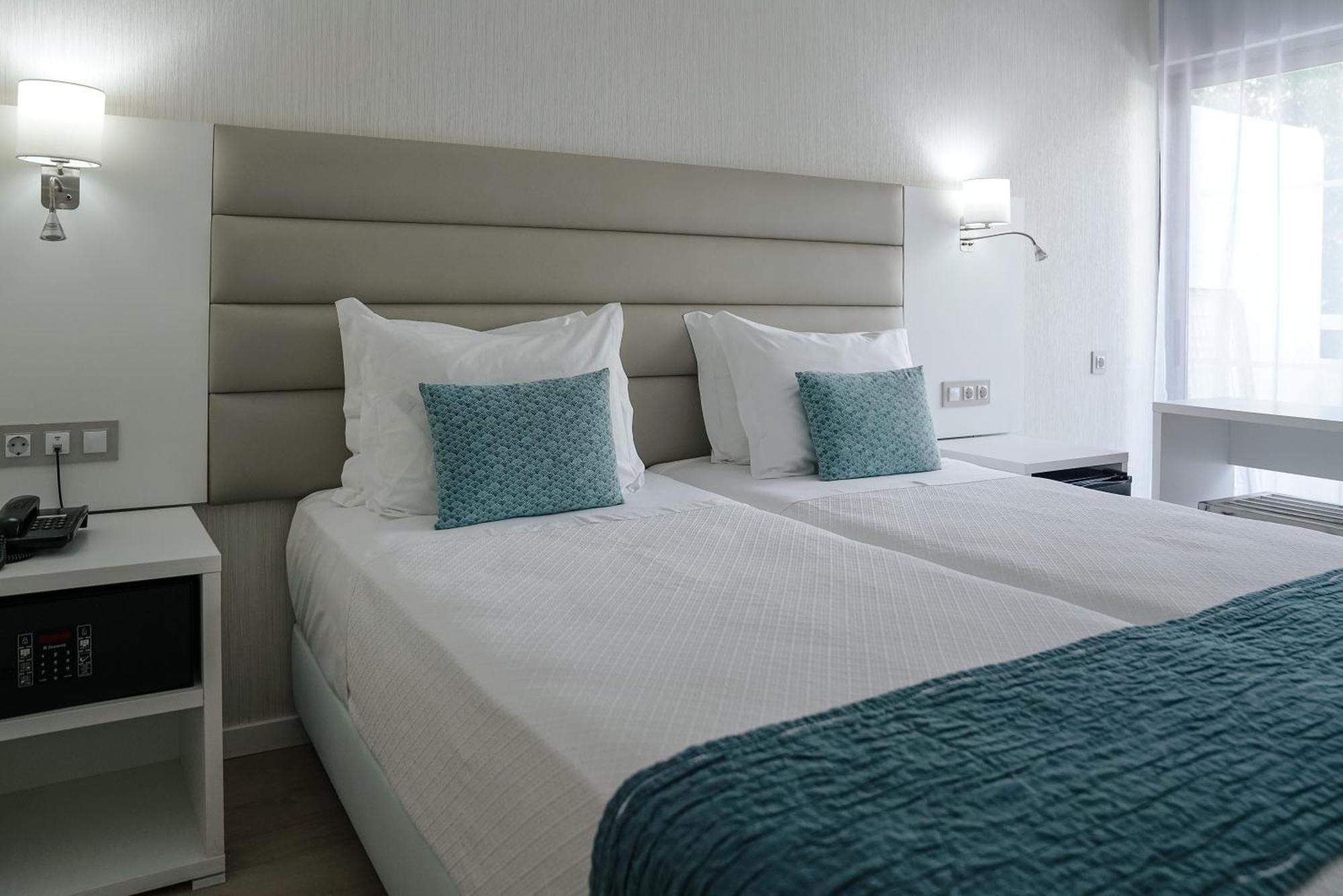 Carvi Beach Hotel ลากอส ภายนอก รูปภาพ