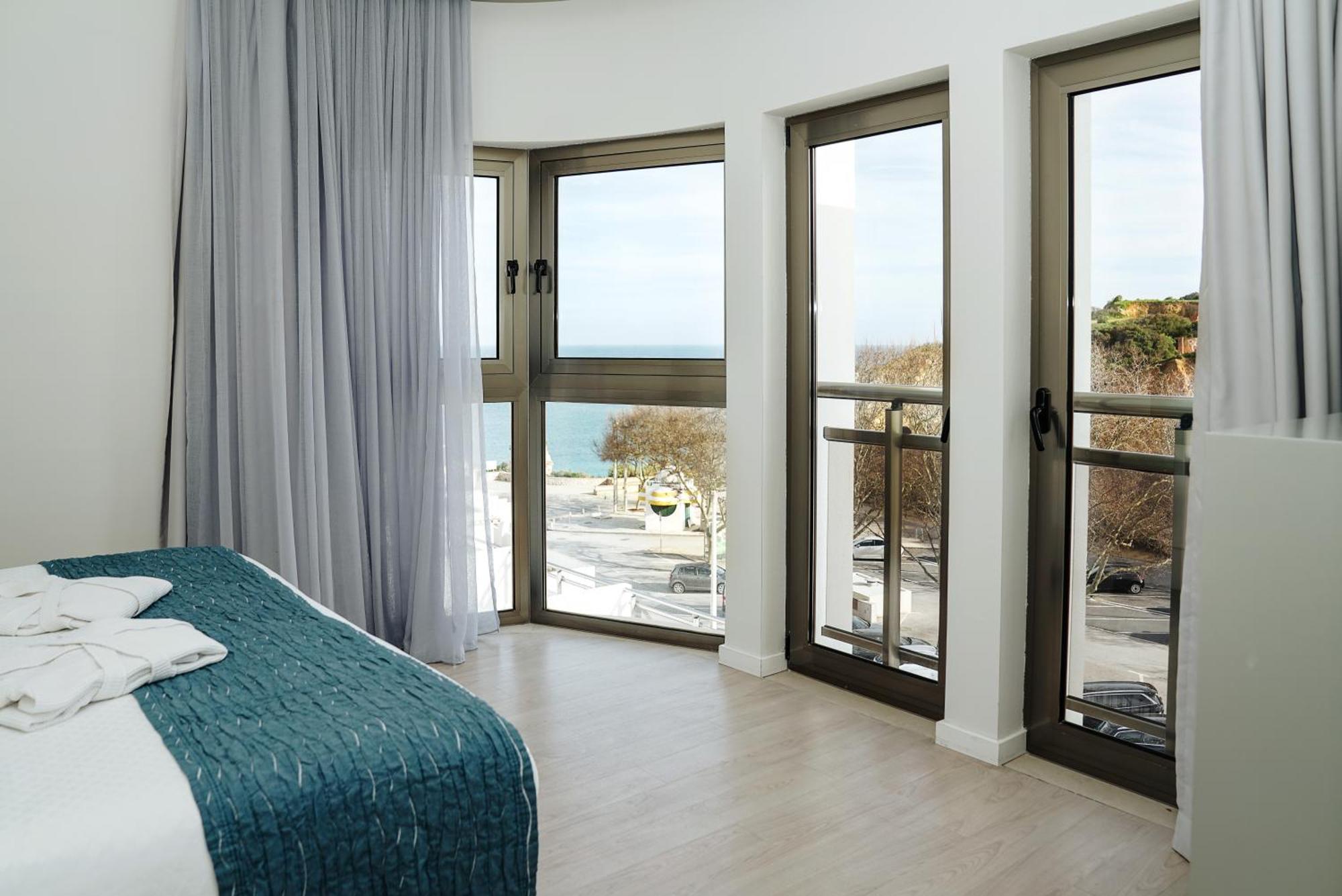 Carvi Beach Hotel ลากอส ภายนอก รูปภาพ